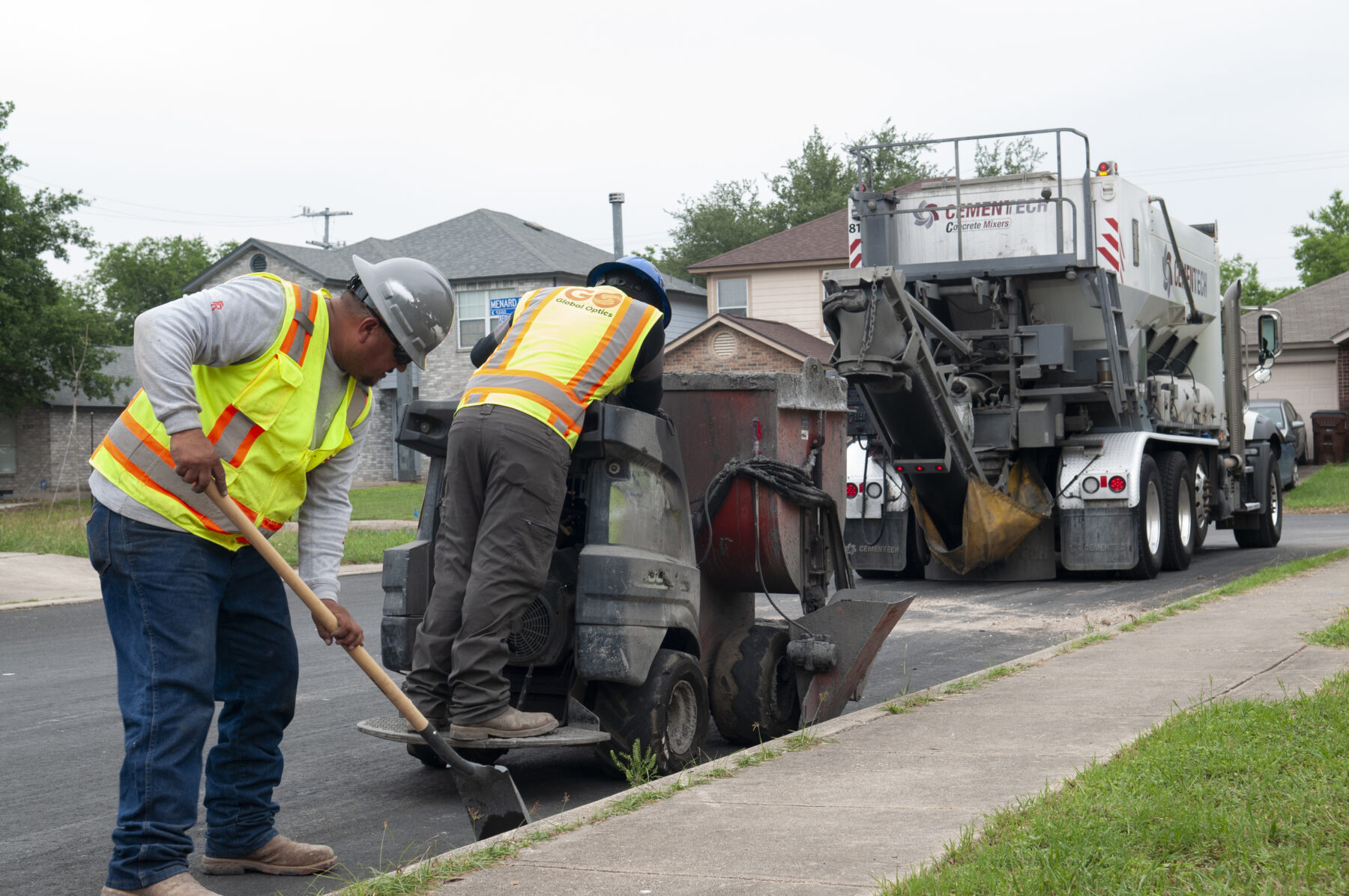 Fiber optic installation with volumetric truck