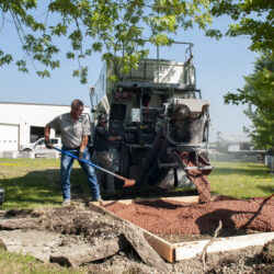 Color concrete pour with C60 volumetric truck